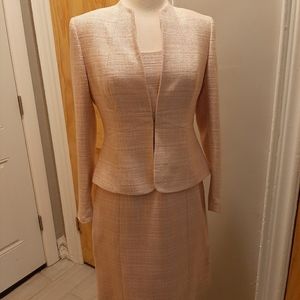 Tahari Dress Suit 2 pcs